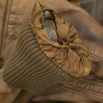 Derimod Deri Ceketin Kol Astarları Eridi Ücretsiz Onarım Bekliyorum