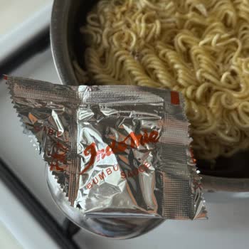 Yırtık Ve Boş Çıkan Baharat Paketi Mağduriyeti