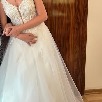 Düğünümde Hayal Kırıklığı: Son Dakika Hazırlanan Kusurlu Gelinlik