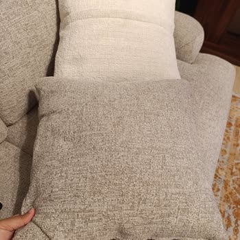 Doğtaş Koltuk Kırlentlerinde Kalite Ve Renk Uyumsuzluğu Mağduriyeti