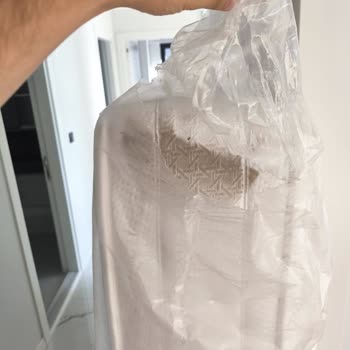 Düğün Öncesi Teslim Edilen Yırtık Ve Kirli Yatak, Müşteri Hizmetleri İlgisizliği