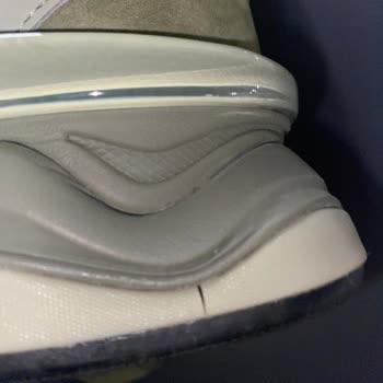 Kısa Sürede Yırtılan Ayakkabı Ve İade Sorunu