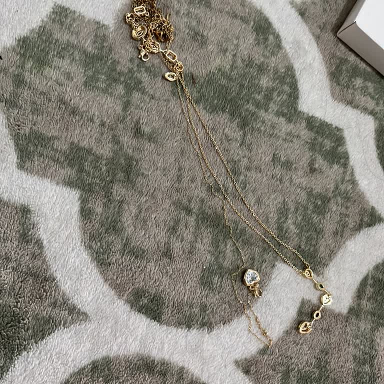 Kolyeler Düğüm Olmuş, İade İçin İletişim Sağlanamıyor