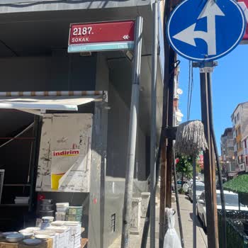 BİM Esenler Şubesinde Kasada Yaşanan Yoğunluk Ve Personel Davranışı Sorunu