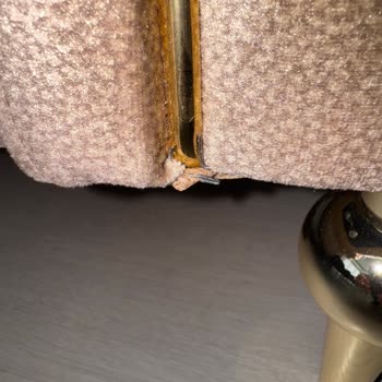 İstikbal Düğün Öncesi Teslim Edilen Mobilyalarda Ardı Ardına Yaşanan Sorunlar