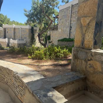 Jolly Tur Oda Tipi Bilgilendirilmeden, Yüksek Fiyatla Kötü Oda Tahsisi