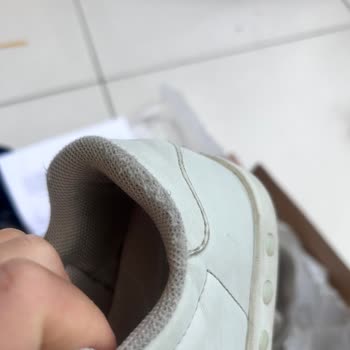 Satın Aldığım Çocuk Ayakkabısı Kısa Sürede Parçalandı, Destek Alamadım