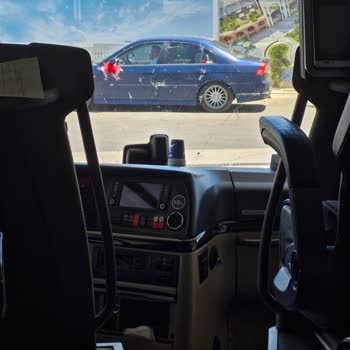Varan Turizmde Geç Kalkış Ve Yolcuların Sıcakta Mağdur Edilmesi