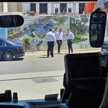 Varan Turizmde Geç Kalkış Ve Yolcuların Sıcakta Mağdur Edilmesi