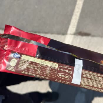 Dondurma Paketinden Tahta Parçası Çıkması Şok Etti