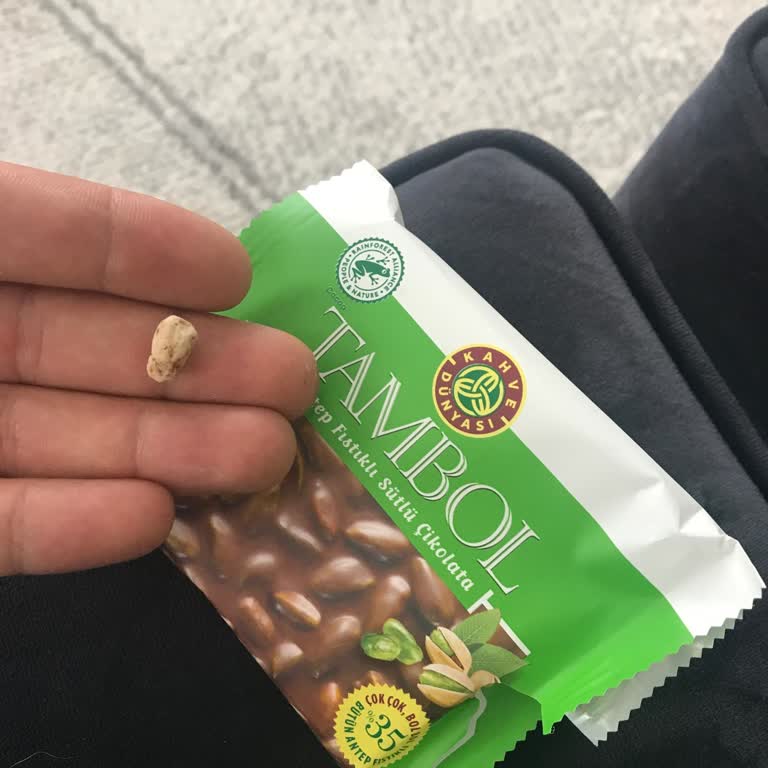 Çikolatanın İçinden Taş Çıkmasıyla Yaşanan Hayati Tehlike