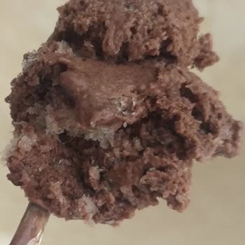 Aldığım Golf Dondurmanın İçinden Buzlanma Ve Bozulmuş Kısımlar Çıktı