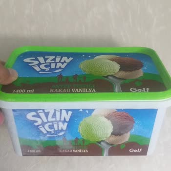 Aldığım Golf Dondurmanın İçinden Buzlanma Ve Bozulmuş Kısımlar Çıktı