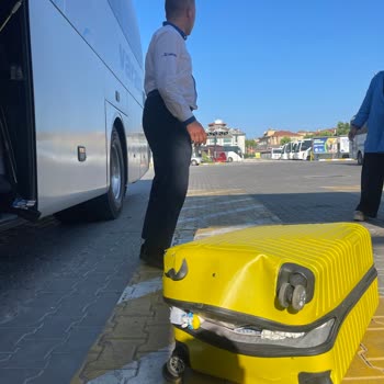 Valiz Kırıldı, Geç Kalan Sefer Ve İlgisiz Personel Nedeniyle Mağduriyet Yaşadım