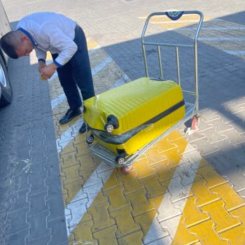 Valiz Kırıldı, Geç Kalan Sefer Ve İlgisiz Personel Nedeniyle Mağduriyet Yaşadım