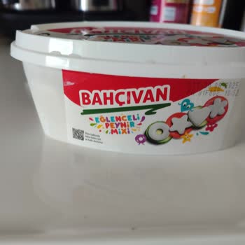 Taze Bahçıvan Peynirde Plastik Kokusu Sorunu Yaşadık