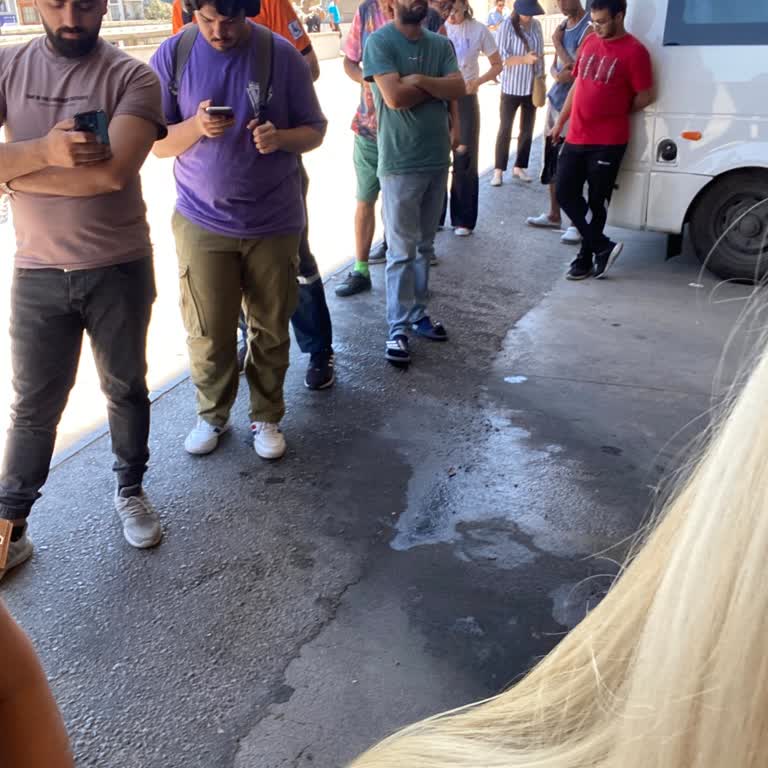 Eshot 879 Otobüsünde Sürekli Sefer Aksaklığı