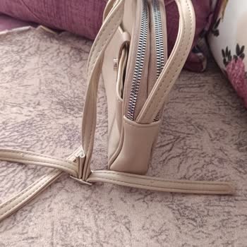 Aldığım Çantanın Askısı Kusurlu Geldi, Firma İletişim Kurmuyor