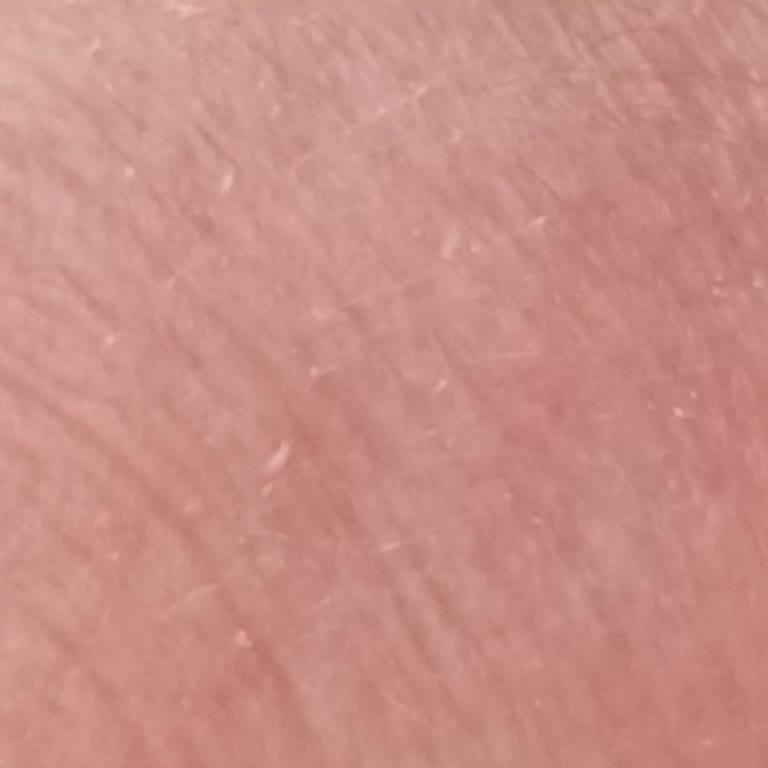 Anti AGE Global Güneş Kremi Ciltte Beyaz Kalıntı Ve Dökülme Yapıyor