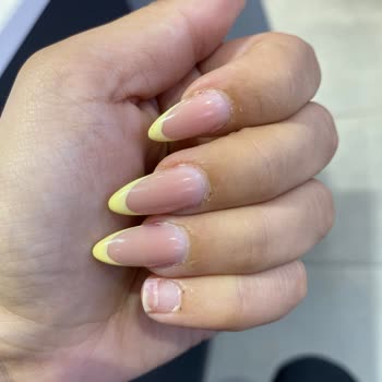 Protez Tırnaklar Bir Haftada Düştü Randevu Ve İlgi Sorunları Yaşadım