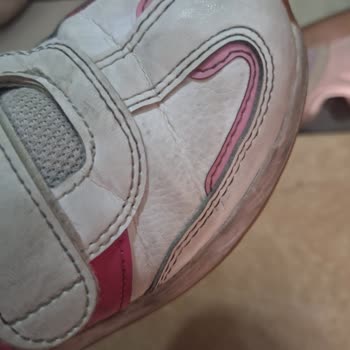 Adidas Beş Günde Deforme Olan Ayakkabı Ve İade Sorunu