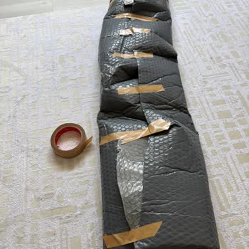 Kargo Hasarı Ve İlgisizlik Nedeniyle Mağduriyet Yaşadım