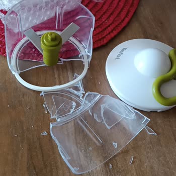 Trendyol Express Kargom Sağlam Paketlenmesine Rağmen Kırık Teslim Edildi