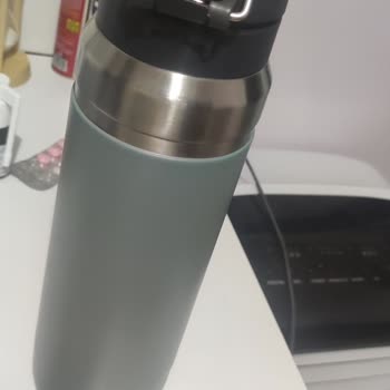 Stanley Termosum Düştü, Kapağı Kırıldı Ve Müşteri Hizmetleri Cevap Vermiyor!