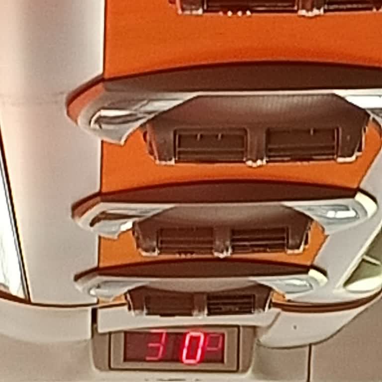 Yaz Sıcağında Yetersiz Klima İle Zorlu Yolculuk