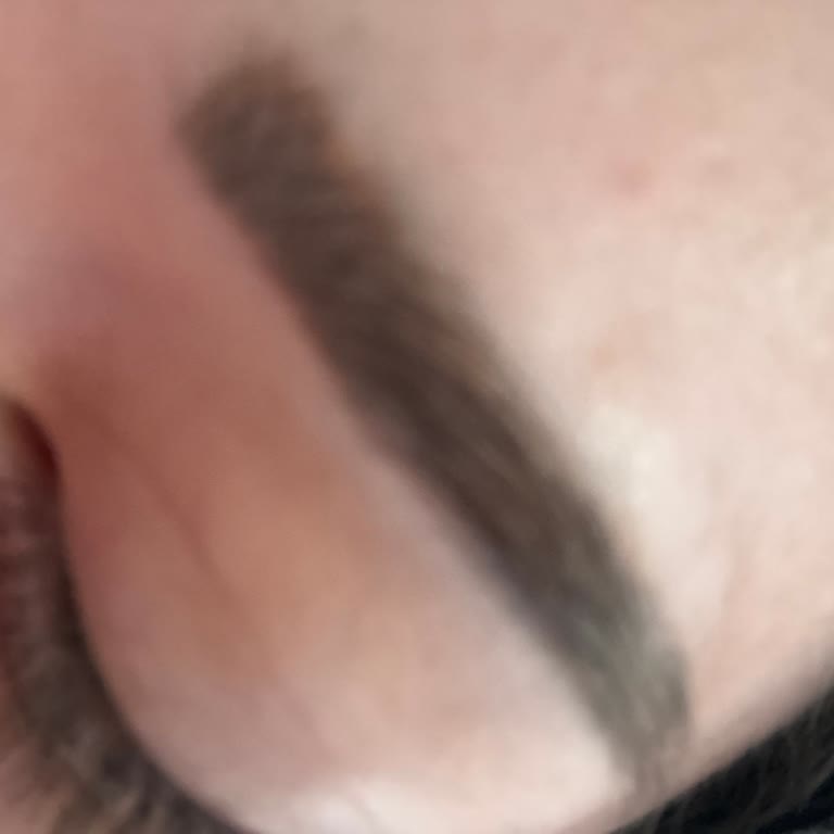 Kaş Tasarımında Renk Ve Şekil Memnuniyetsizliği