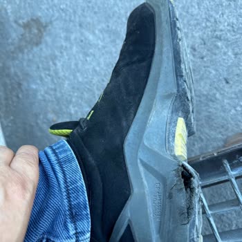 Uvex İş Ayakkabısında Kısa Sürede Beklenmedik Kalite Sorunu