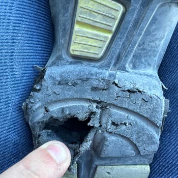 Uvex İş Ayakkabısında Kısa Sürede Beklenmedik Kalite Sorunu