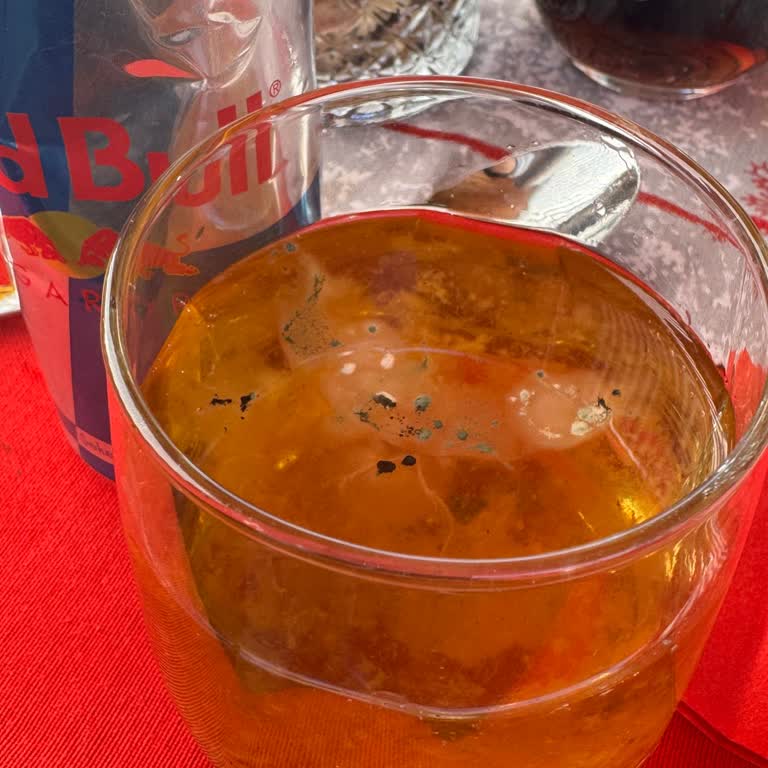 Tarihi Geçmiş Ve Küflü Ürün Teslimatı Hakkında Şikayet