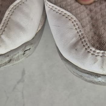 Kısa Sürede Burnu Açılan Asics Ayakkabı İçin Destek Alamadık