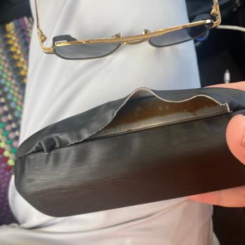 Yüksek Fiyatlı Gözlük Kutusunun Kısa Sürede Dağılması Hayal Kırıklığı Yarattı