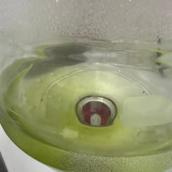 Kızılay İçecek Damacana Suda Yeşil Renk Değişimi Ve Sağlık Endişesi