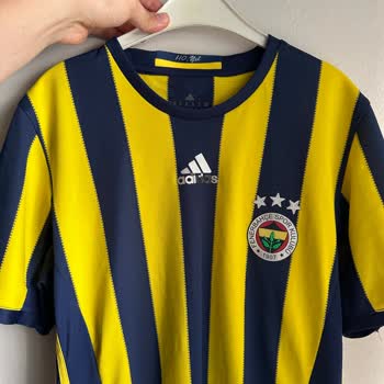 110. Yıl Fenerium Formasının Baskıları Eriyor Ve Siliniyor