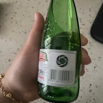 Açılmamış Soda Şişesi Patladı, Evde Büyük Tehlike Yaşadım