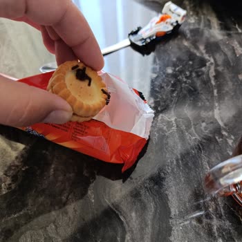 Eti Cin Paketinden Eksik İçerikli Ürün Ve Yanıtsız Destek