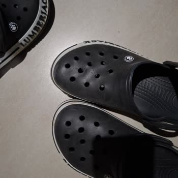 Kısa Sürede Deforme Olan Terlikler Ve Kötü Malzeme Kalitesi