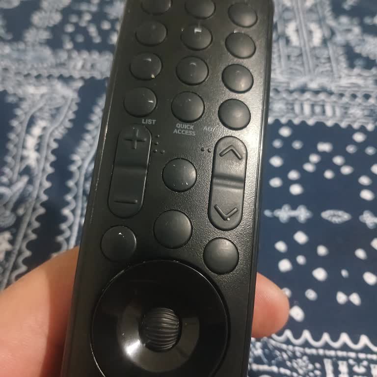 Kaliteli Televizyona Yakışmayan Kumanda Sorunu