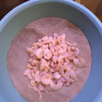 Aldığım Karides Taze Değildi, Çöpe Atmak Zorunda Kaldım