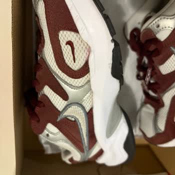 Kısa Sürede Renk Solması Ve Boya Akıtan Ürüne Red Cevabı