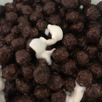 Pınar Et Ve Süt Laktozsuz Sütte Beyaz Parçacıklar Ve Güven Sorunu