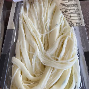 Ünal Peynircilik Son Kullanma Tarihi Geçmemiş Peynirinde Küf Şoku