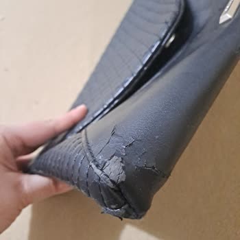 Az Kullanılan Çantaların Kısa Sürede Bozulması Ve Müşteri Hizmetsizliği