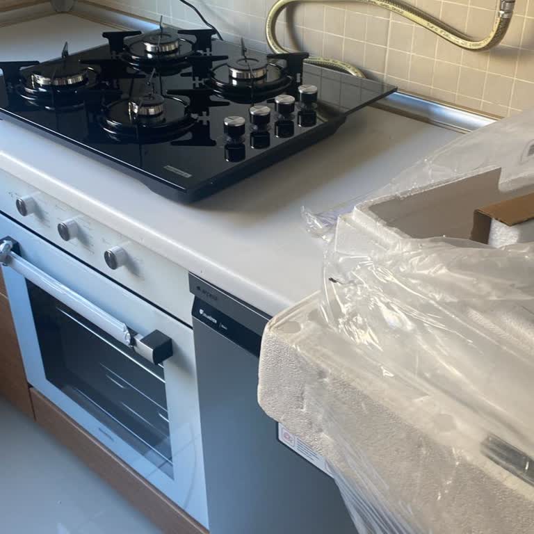 Yanlış Renk Ankastre Takımı Teslimatı Ve Çözüm Eksikliği