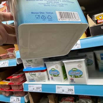 A101den Alınan Peynirin Son Tüketim Tarihi Yok Bozuk Ürün Riski Yaşanıyor