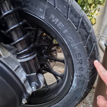 Honda Motosiklet Yanlış Lastik Takılması ve İlgisiz Servis Nedeniyle Mağduriyet