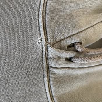 Lacoste Sweatshirt'te Üretim Hatası Ve Haksız Red